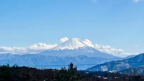 冬の八ヶ岳と富士山　富士見町立沢～高森・先達・富士見百景『葛窪中央道トンネル』